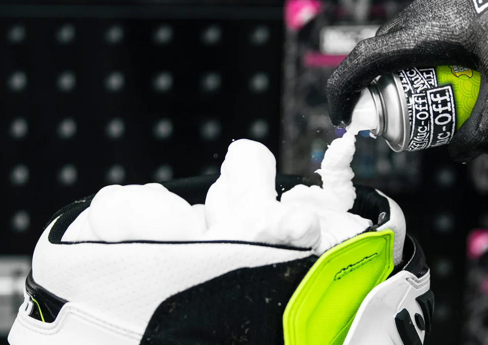 Muc-Off Foam Fresh Citric Burst Foaming Motorcycle Helmet Cleaner Spray 400ml