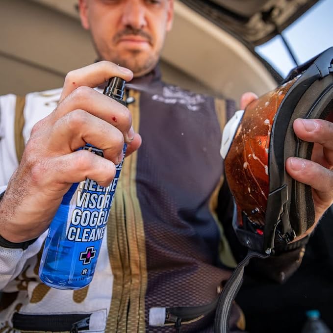 Muc-Off Helmet Visor & Goggle Cleaner 250ml