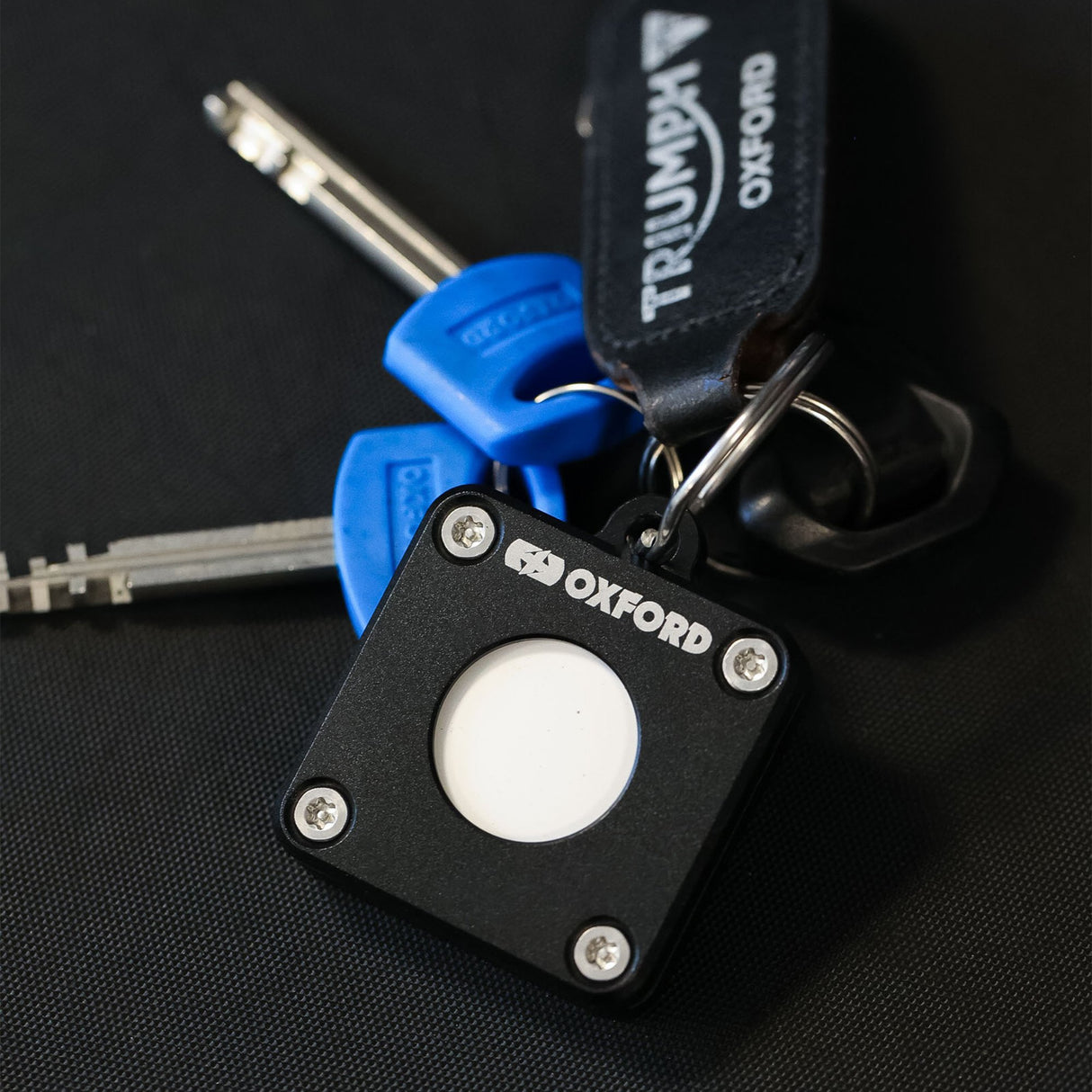 Oxford OX875 Universal Apple® AirTag™ Mount