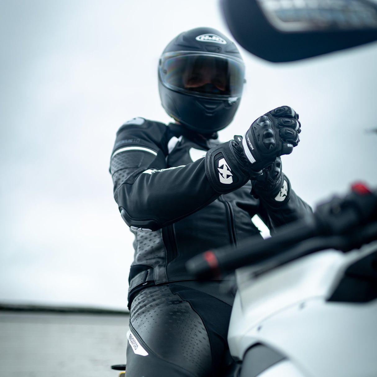 Oxford Nexus 1.0 Men's Leather Motorcycle Jacket Black White