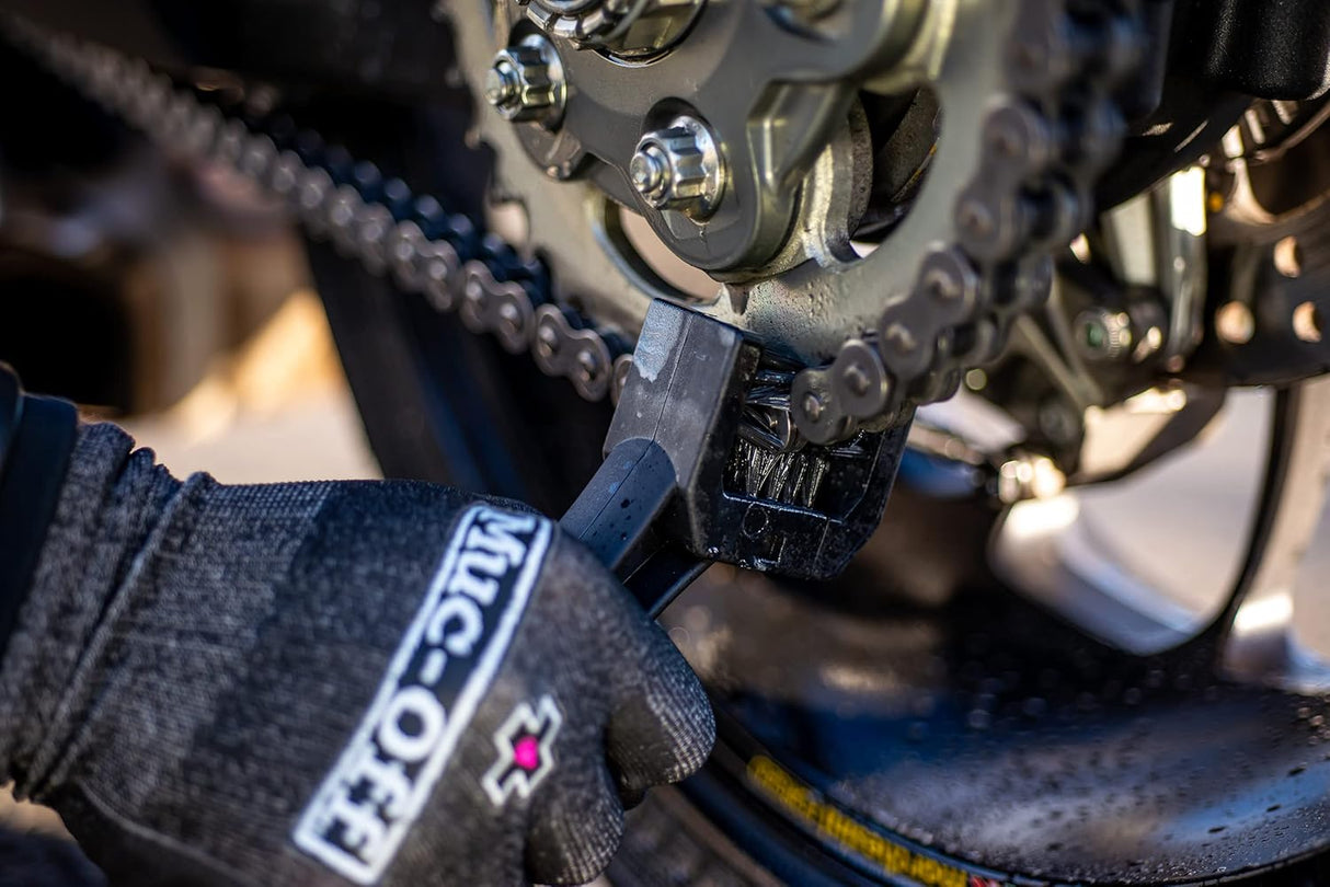 Muc-Off Chain Cleaning Brush Motorcycle Maintenance Accessory