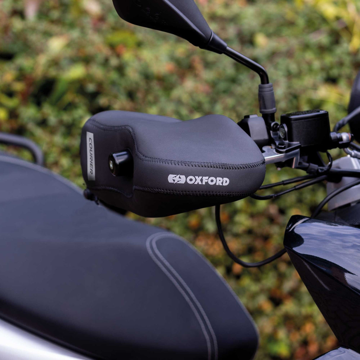 Oxford OX392 Courier Handlebar Muffs with Clic Grip Scooter Motorcycle Motorbike Waterproof Winter Thermal