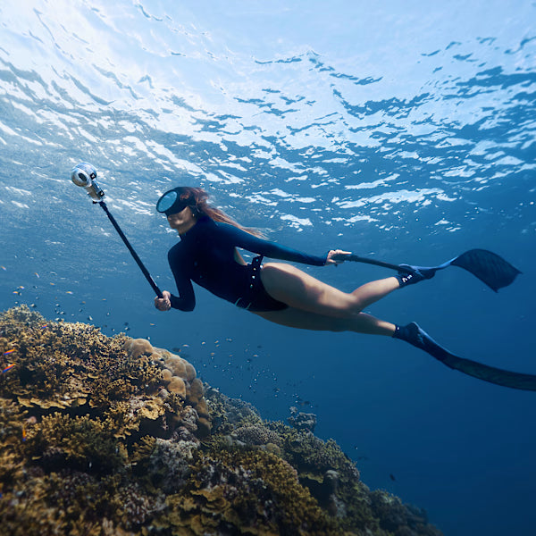 Insta360 X5 Action Camera - Motorcycle Bundle