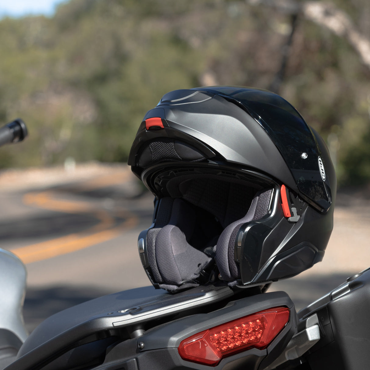 HJC RPHA 91 Matt Black Modular Motorcycle Helmet