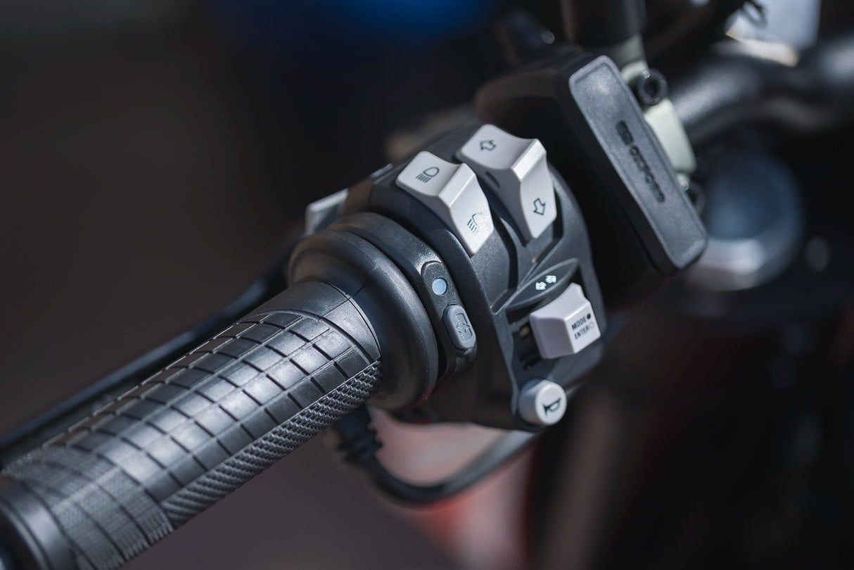 Oxford EL398 HotGrips Advanced Integrated Touring Motorcycle Heated Handlebar Grips